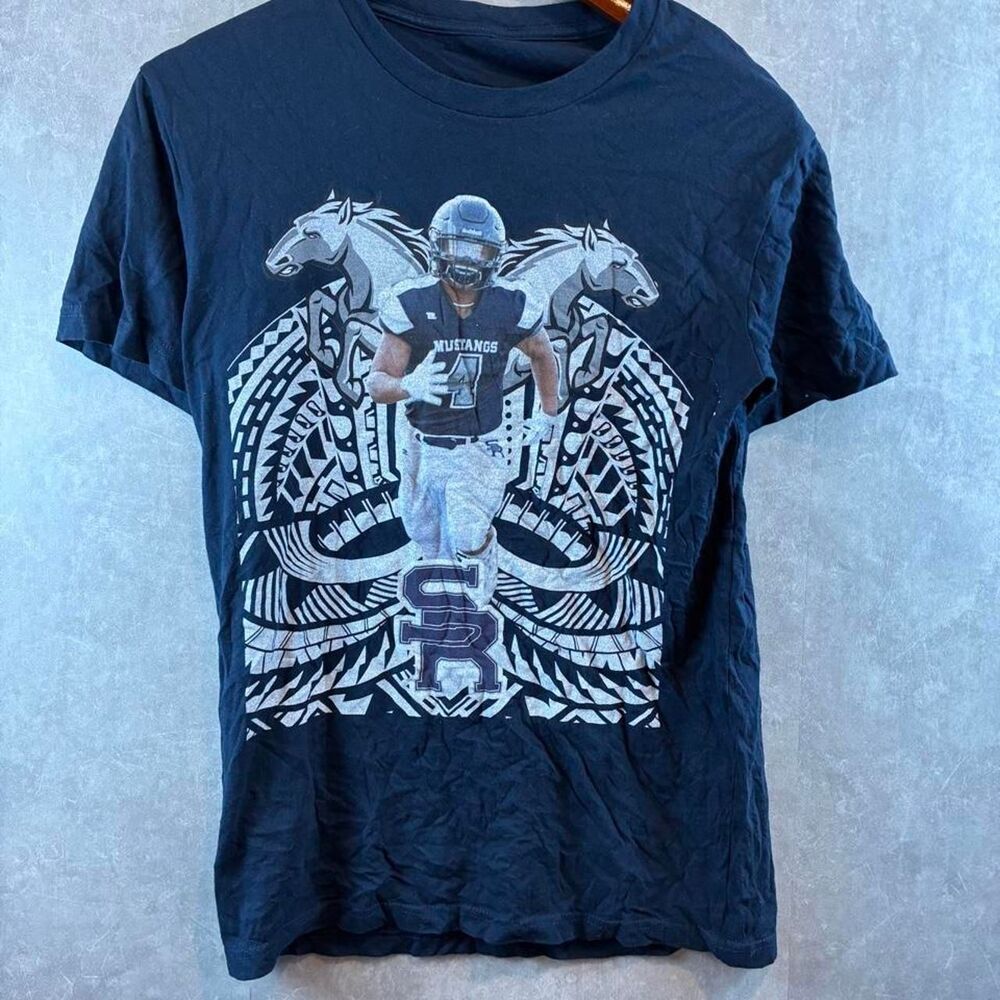 Unbranded Men's Black and Grey T-shirt